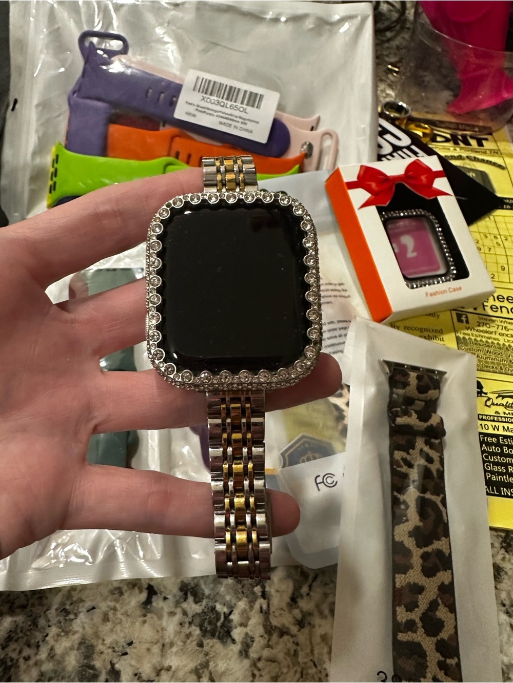 Apple Watch Series 8 - Picture 2 of 4